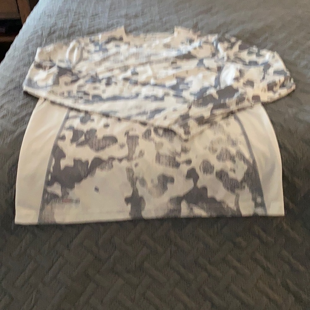 Under Armour men’s shirt